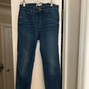 Madewell skinny jeans w/raw hem- size 27